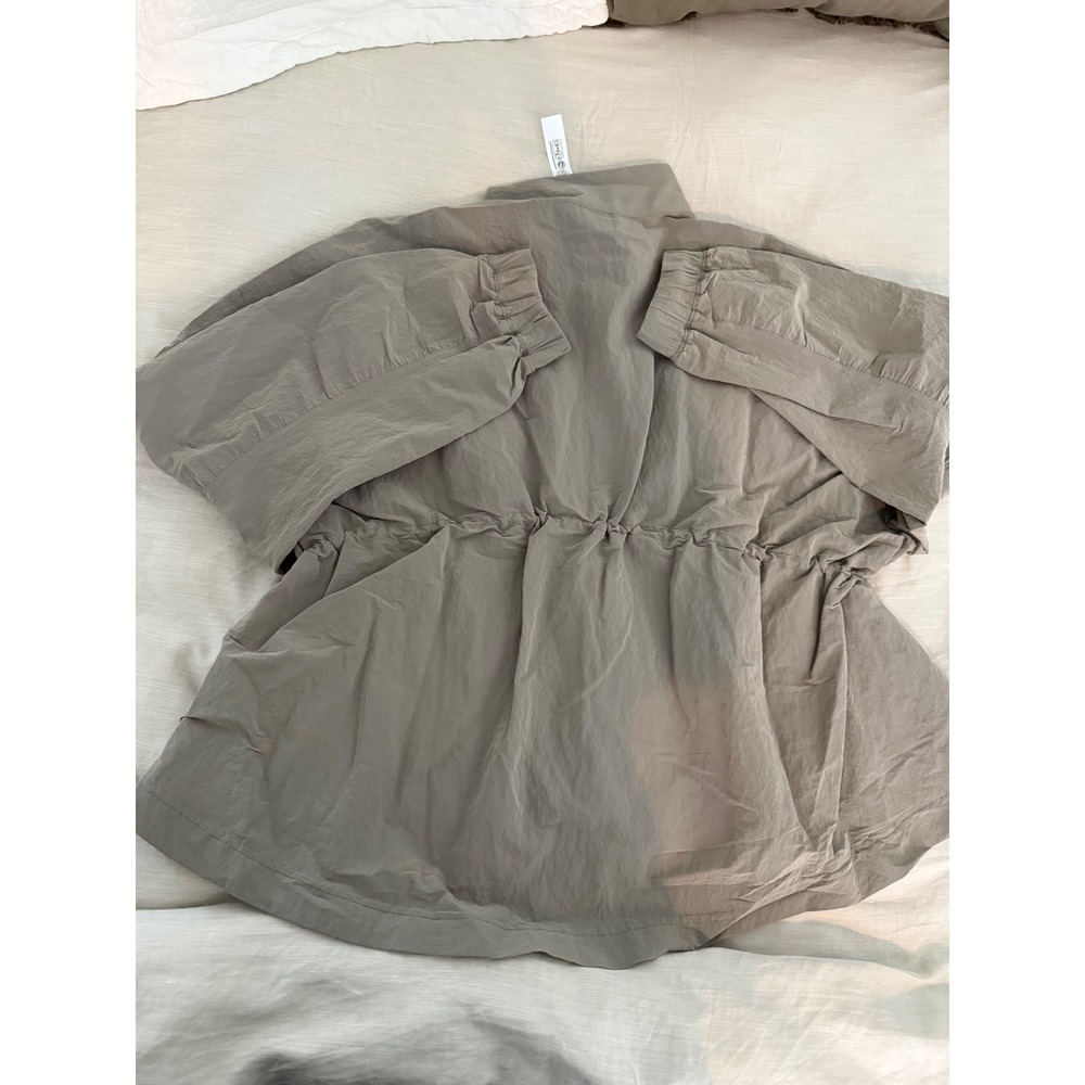 NWT Lululemon Lightweight Relaxed Fit Jacket High Neck Elastic Waist WarmAshGray - Picture 9 of 13